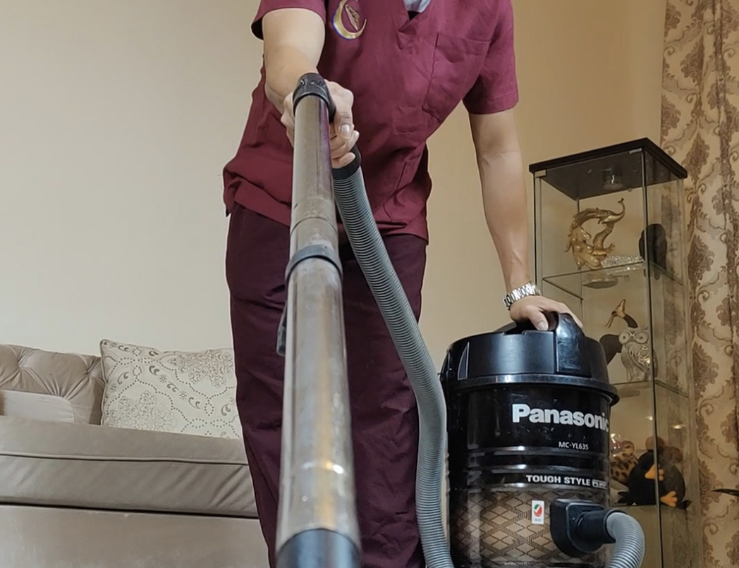 Home Cleaning - 1 Cleaner - 4 hours - Outside city